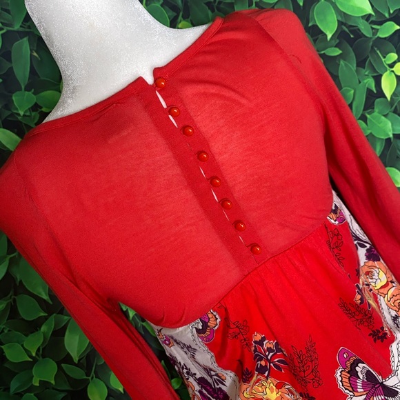 FREE PEOPLE BUTTERFLY PRINT BLOUSE W/ BACK BUTTONS · SIZE M · NWOT - Picture 5 of 6